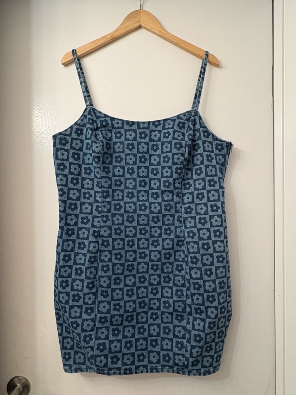 H&M Blue Floral Check Print Spaghetti Strap Top